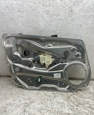 Mercedes-Benz C W204 Front door window regulator with motor A2048200142