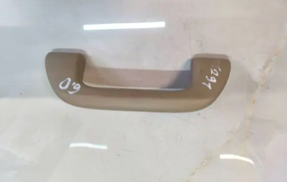Honda CR-V Rear interior roof grab handle