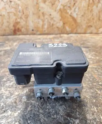 Suzuki Swift III ABS Pump 06.2109-0811.3 00210205764