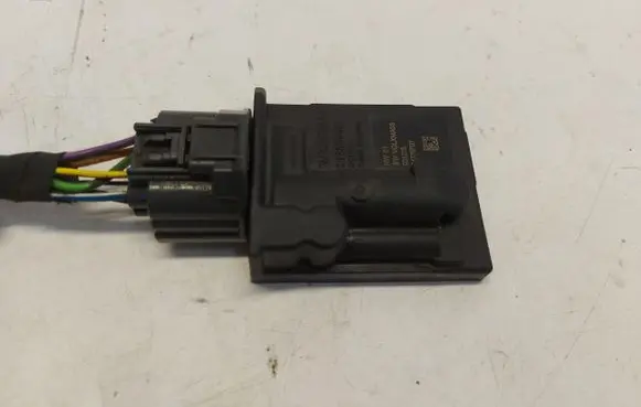 Volvo XC90 Fuel pump relay 31355909-JLK01
