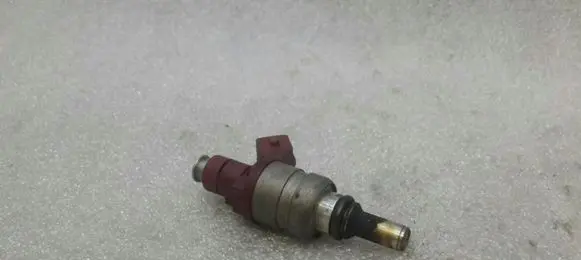 Mercedes-Benz SLK R171 Fuel injector A2710780023