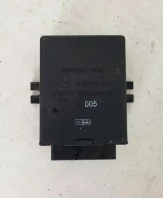 Mercedes-Benz E W211 Air suspension control unit module (rear) A2115450432 0005 410213006001
