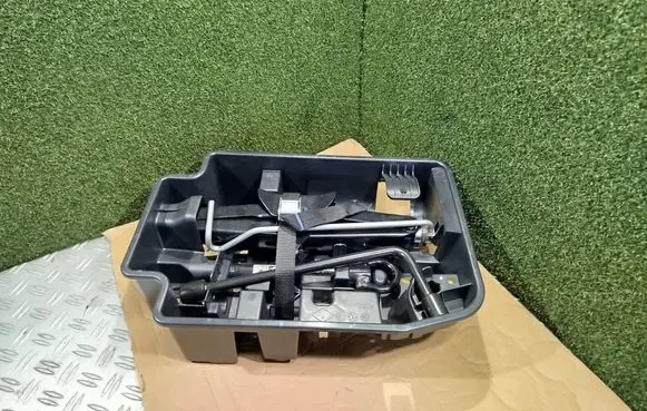 Renault Espace V (RFC) Tool box 997506873R