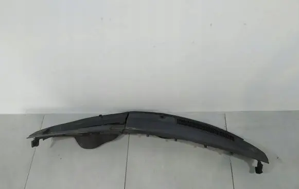 Toyota Yaris Wiper trim 557810D100