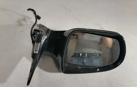 Mercedes-Benz E C207 W207 Front door electric wing mirror A2078101316