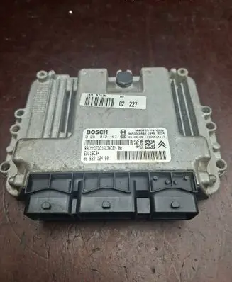 Peugeot 207 Engine control unit/module 0281012467 9653958980 9662212480