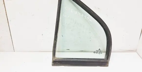 Rear vent window glass