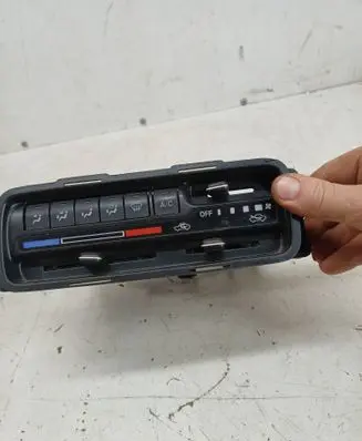 Suzuki Grand Vitara I Climate control unit 7451063G 7455065D