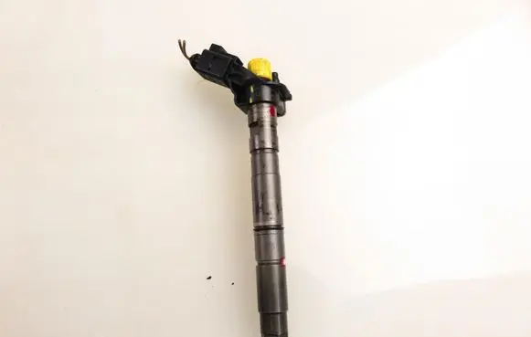 Audi A6 S6 C6 4F Fuel injector 0445115024 059130277S
