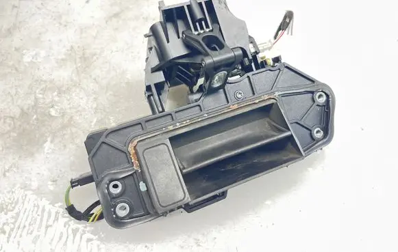 Mercedes-Benz E W211 Tailgate/trunk/boot exterior handle A2117400093