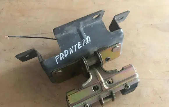 Opel Frontera B Loading door lock 