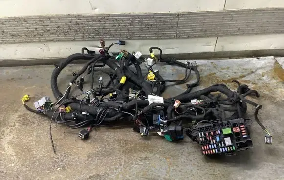 Chevrolet Bolt Engine installation wiring loom 2586062 42587971 8610700000000X
