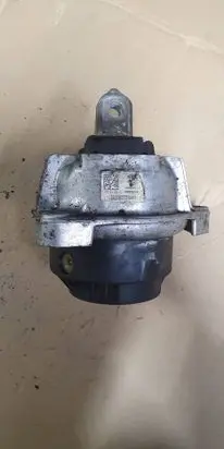 BMW 7 F01 F02 F03 F04 Engine mount bracket 6777374