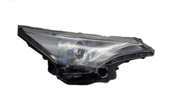 Toyota Avensis T270 Headlight/headlamp 8113005380