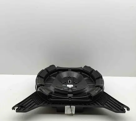 Opel Astra L Subwoofer speaker 9833805980