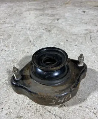 Coil spring mount
