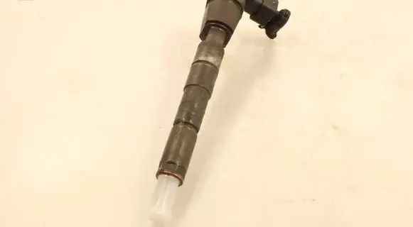 Alfa Romeo 159 Fuel injector 0445110213