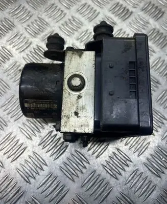 Volkswagen PASSAT B6 ABS Pump 1K0907379K 00005305D2 10096003483
