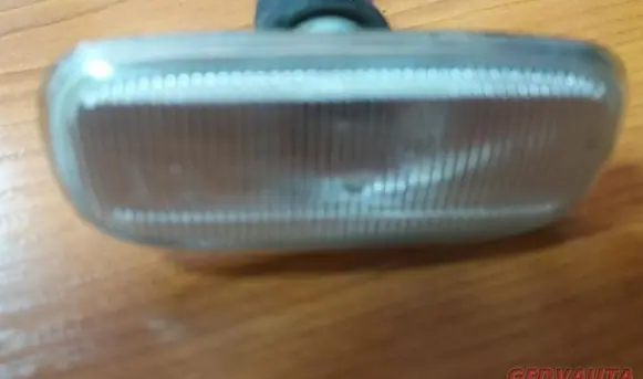 Audi A6 S6 C5 4B Front fender indicator light