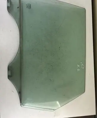Volvo V50 Rear door window glass