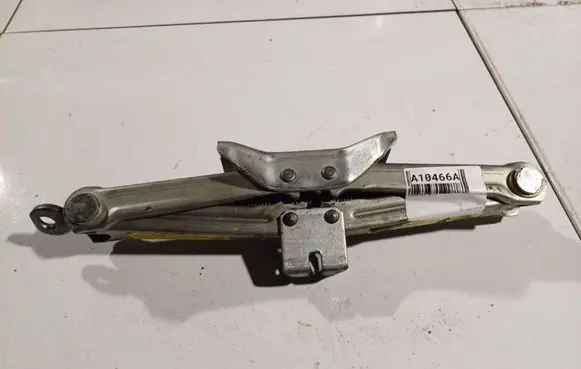 Mitsubishi Galant Lift Jack 
