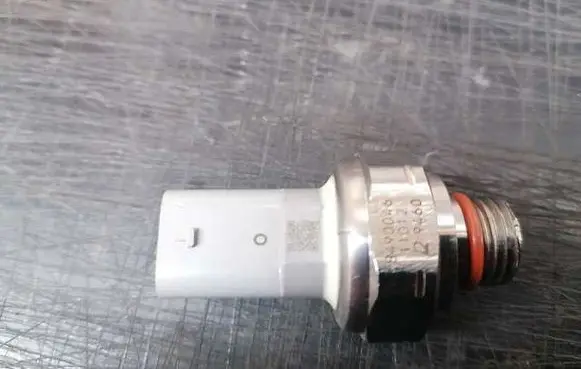 BMW X3 G01 Exhaust gas pressure sensor 8490046-T