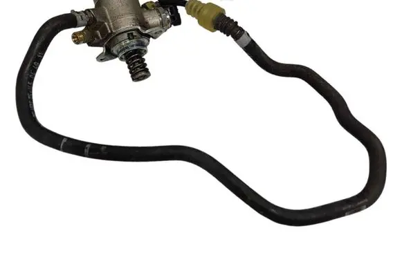 Audi A8 S8 D3 4E Fuel injection high pressure pump 06E906051K 06E127025S 025428