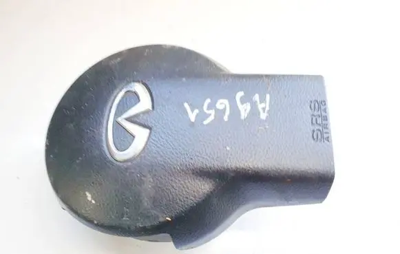 Infiniti FX Steering wheel airbag