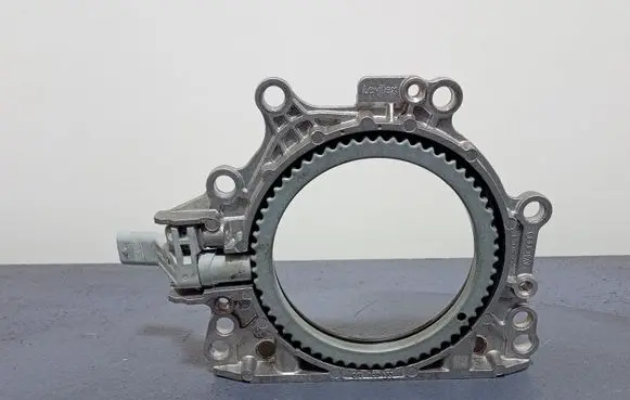 Skoda Octavia Mk4 Crankshaft 05L103173