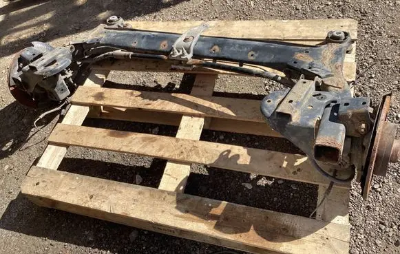 Renault Laguna III Rear axle beam 
