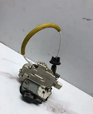 Audi A4 S4 B7 8E 8H Rear door lock 8E0839016AA