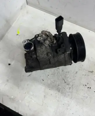 Volkswagen Touareg I Air conditioning (A/C) compressor (pump) 7L6820803C 4471808530
