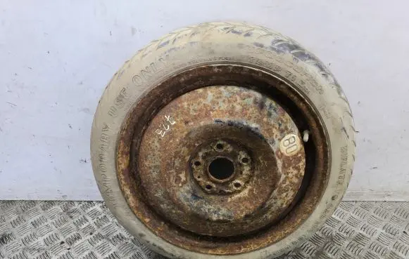 Toyota Corolla Verso AR10 R17 spare wheel 