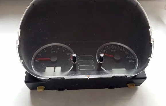 Ford Fiesta Speedometer (instrument cluster) 4S6F10841A AU6620A 44ZNMZU253
