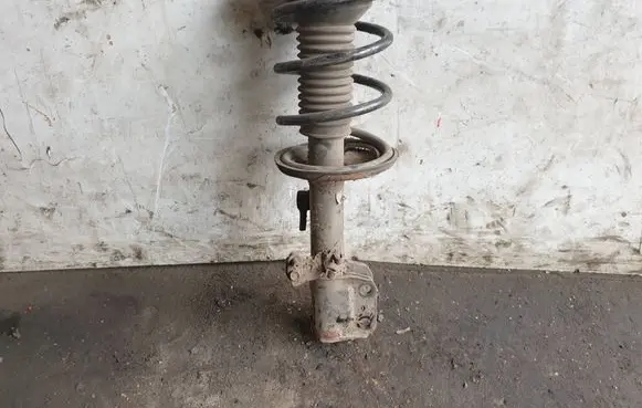 Toyota Avensis T250 Front shock absorber with coil spring
