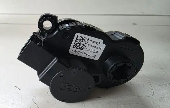 Nissan Juke II F16 A/C air flow flap actuator/motor T32088B