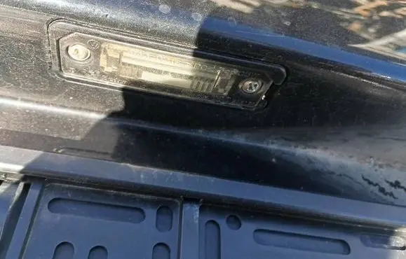 Volkswagen PASSAT B6 Number plate light