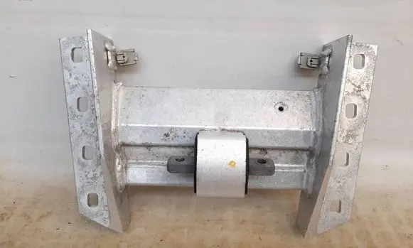 Mercedes-Benz SL R231 Gearbox mounting bracket A2312400802