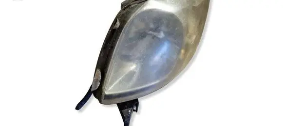 Toyota Yaris Headlight/headlamp