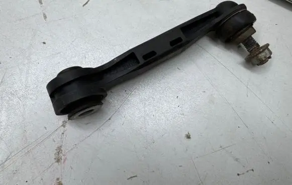 BMW X3 G01 Rear anti-roll bar/stabilizer link 6870702 169690 16969010