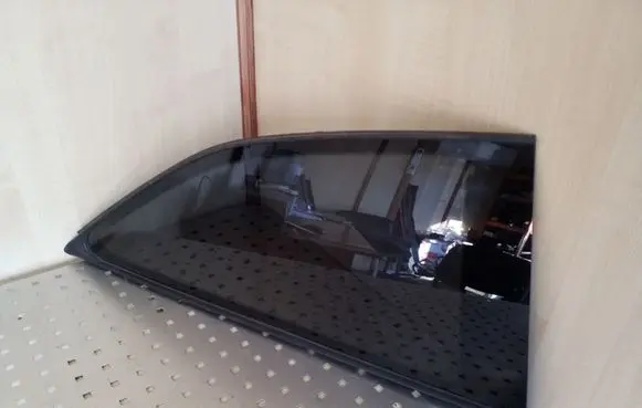 Audi A5 8T 8F Rear side window