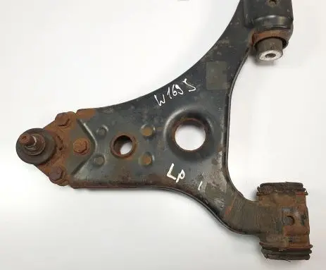 Mercedes-Benz A W169 Front control arm A1693300407
