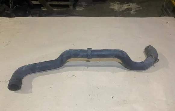 Volkswagen Transporter - Caravelle T5 Engine coolant pipe/hose 7H0121051G