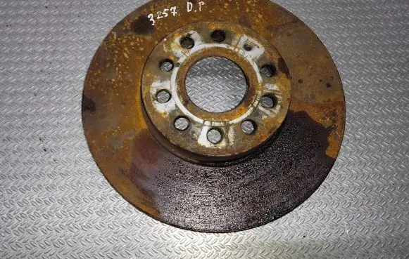 Volkswagen PASSAT B6 Front brake disc
