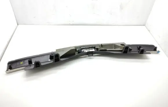 Trunk/boot sill cover protection