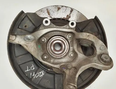 Mercedes-Benz GLK (X204) Rear wheel hub