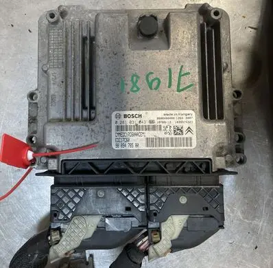 Peugeot 308 Engine control unit/module ECU 