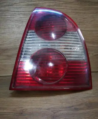 Volkswagen PASSAT B5.5 Rear/tail lights 3B5945096RE