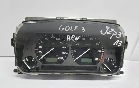Volkswagen Golf III Speedometer (instrument cluster) 0263300346