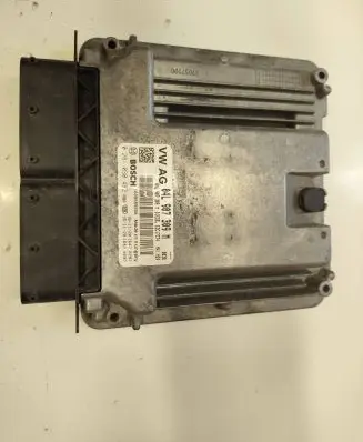 Volkswagen PASSAT B8 Engine control unit/module 04L907309M 0281030462